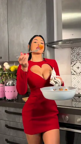Date night: baked Sicilian -Style Pasta♥️ . . . . #pasta #reddress #cooking 