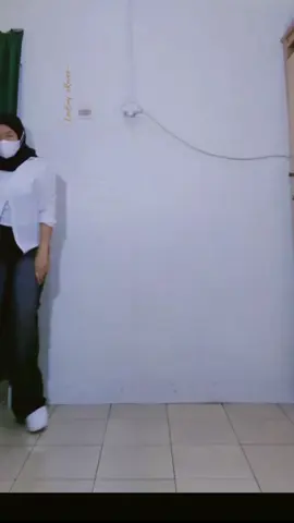 lupa gerakan 🤭 buruan di c'o yaa beb celana'nya sbelum keabisan 