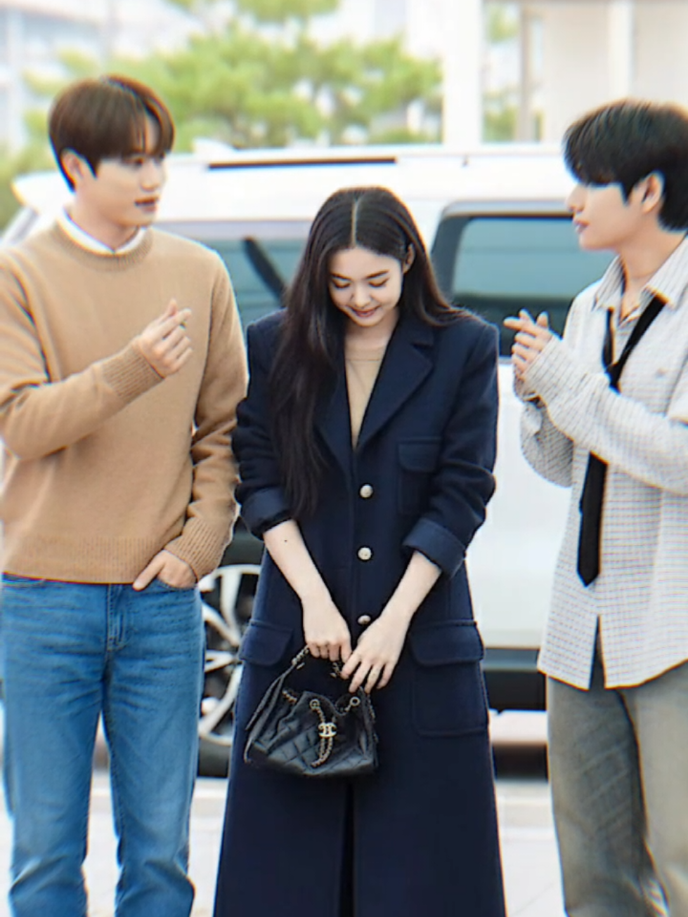 jennie with her ex cr: acc x @worldccris #jennie #kai #taehyung #blackpink #exo #bts #fyp 