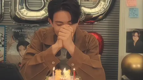 (15/10/2001) Happy birthday! May this year be filled with health, laughter, and love. We're always here for you. #heeseung #enhypen  #birthday 