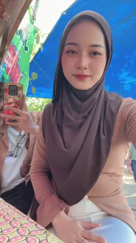 males ngedit