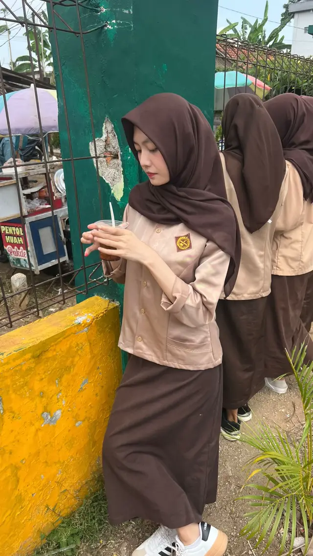 #anaksekolah 
