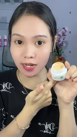 Pakai sunscreen aja bisa glowingg #fyp #sunscreen #tintedsunscreen #sunscreenjerawat #skincare 