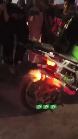 #دراجات_ناريه_لا_تعرف_القانون #الشعب_الصيني_ماله_حل😂😂 