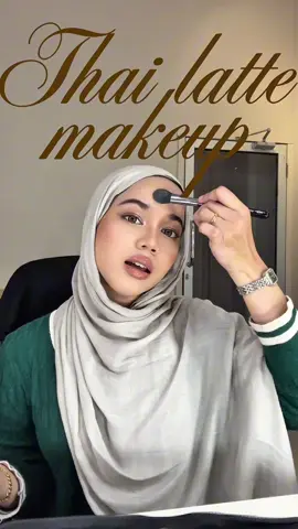 heard that asians lewk best with thai makeup so, watch me recreate the ✨thai latte look ✨  it does look good on me tho 👀