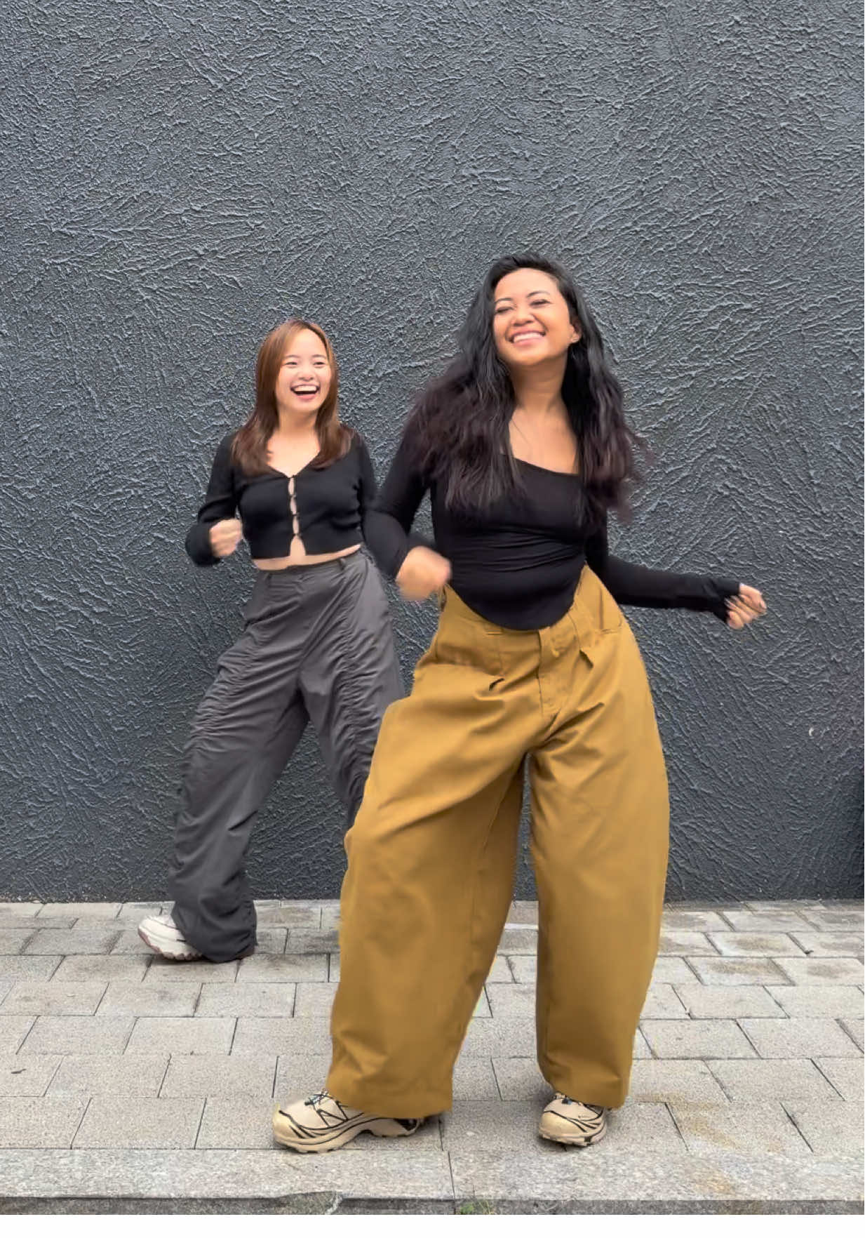 CAN WE ALL STOP AND LISTEN TO HOW GOOD THIS SONG IS!!!! 🥹🥹 had to make a dc!! Tag us plith #dc #taylorswift #opalite #thelifeofashowgirl #fyp