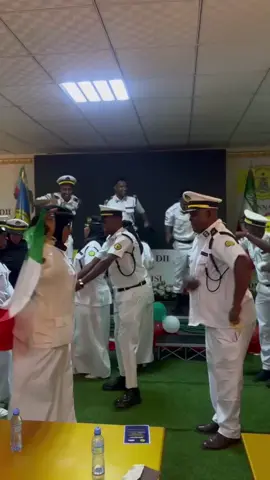 Waa Laysku Arkay Ciidanka BaDda ⚓️🌊#somalilandtiktok💚🤍❤ #ciidanka_ilaaladaxeebaha_jsl_💚🤍❤️ #cad_cadka🤍⚓️🌊 