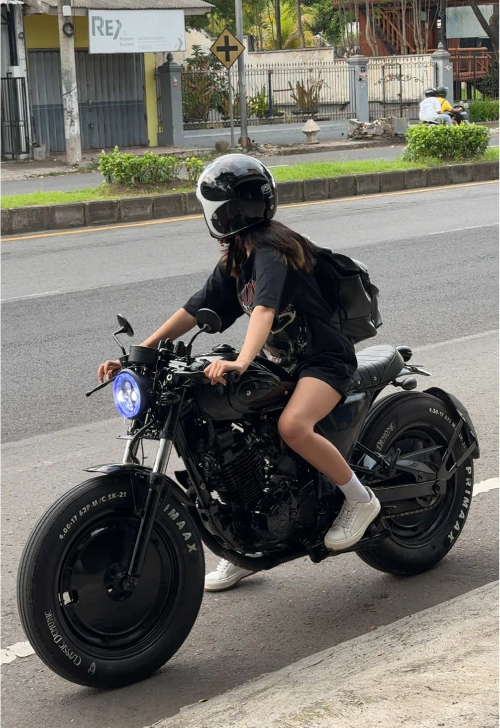 get pree order now! 18.5 juta aja🫦 #caferacer #motorcustom #jualmotorcustom #motorcustommurah 