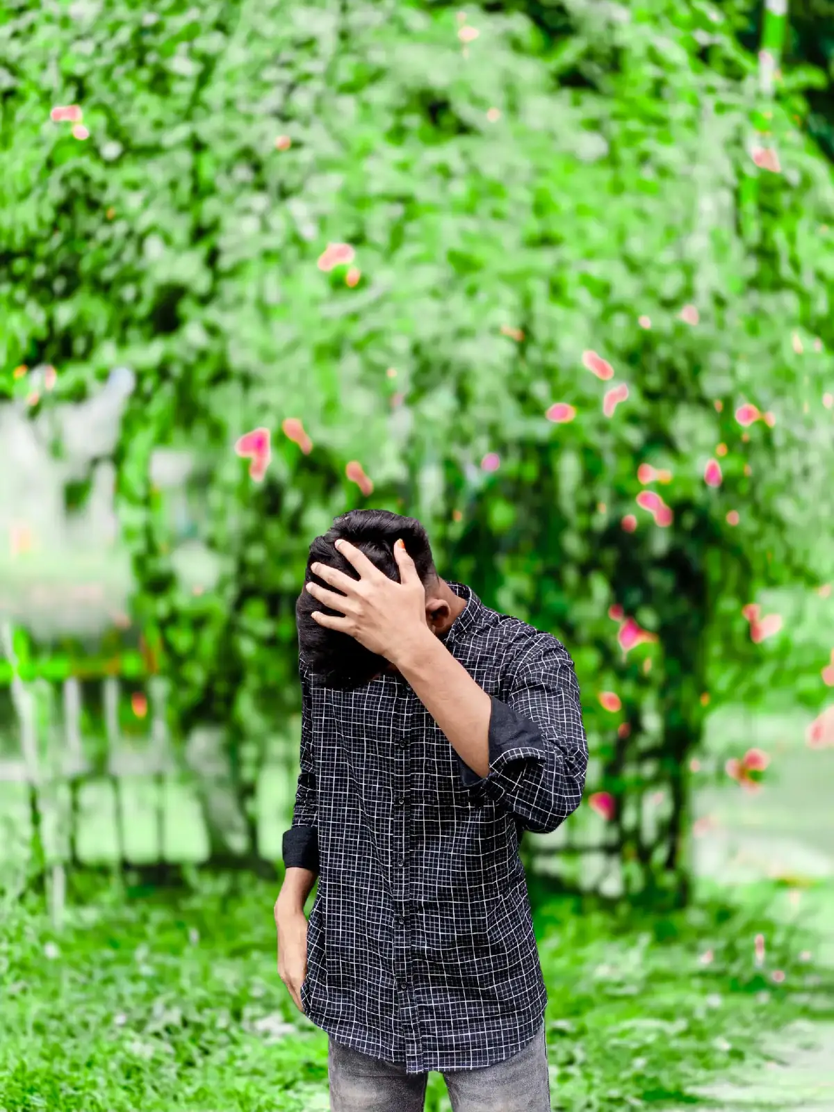 # যা ভেঙ্গে গেছে তা স্বপ্ন ছিলো .... আর যারা ভেঙে দিয়েছি তারা আপন ছিলো #💔🥺🥀 # #viralvideo #viraltiktok #VoiceEffects 