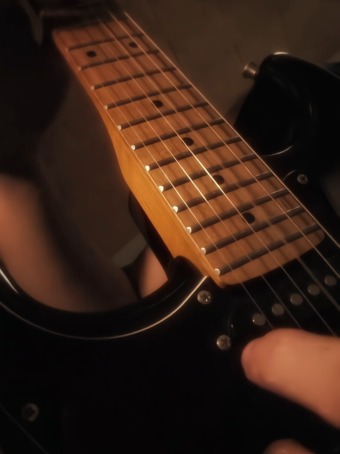 lagu ini lagi . . 🙏 #weak #smv #guitartok #4u #electricguitar 