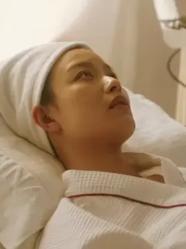 喜欢是放肆，而爱是克制，为了你的幸福，我真的可以放弃一切，也包括你，所以爱一个人到了极致就是成全，而不是占有，所以说人这一生之中能遇到一个懂你爱你的人是何其幸运，以父之名守护着你，是真爱的一种方式...#陈道明#倪妮