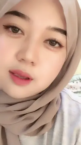 #fypシ゚ #beranda #live🥰🤭 