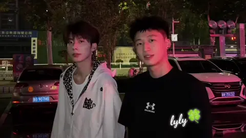 #douyin抖音 #xuhuongtiktok #traideptrungquoc #amnhac #odaycotraidep 