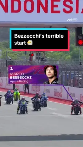 Not the dream launch from pole @marcobez72 was expecting! 😶‍🌫️ He bounced back in style, though 🥇 #IndonesianGP 🇮🇩 #MotoGP #MarcBezzecchi