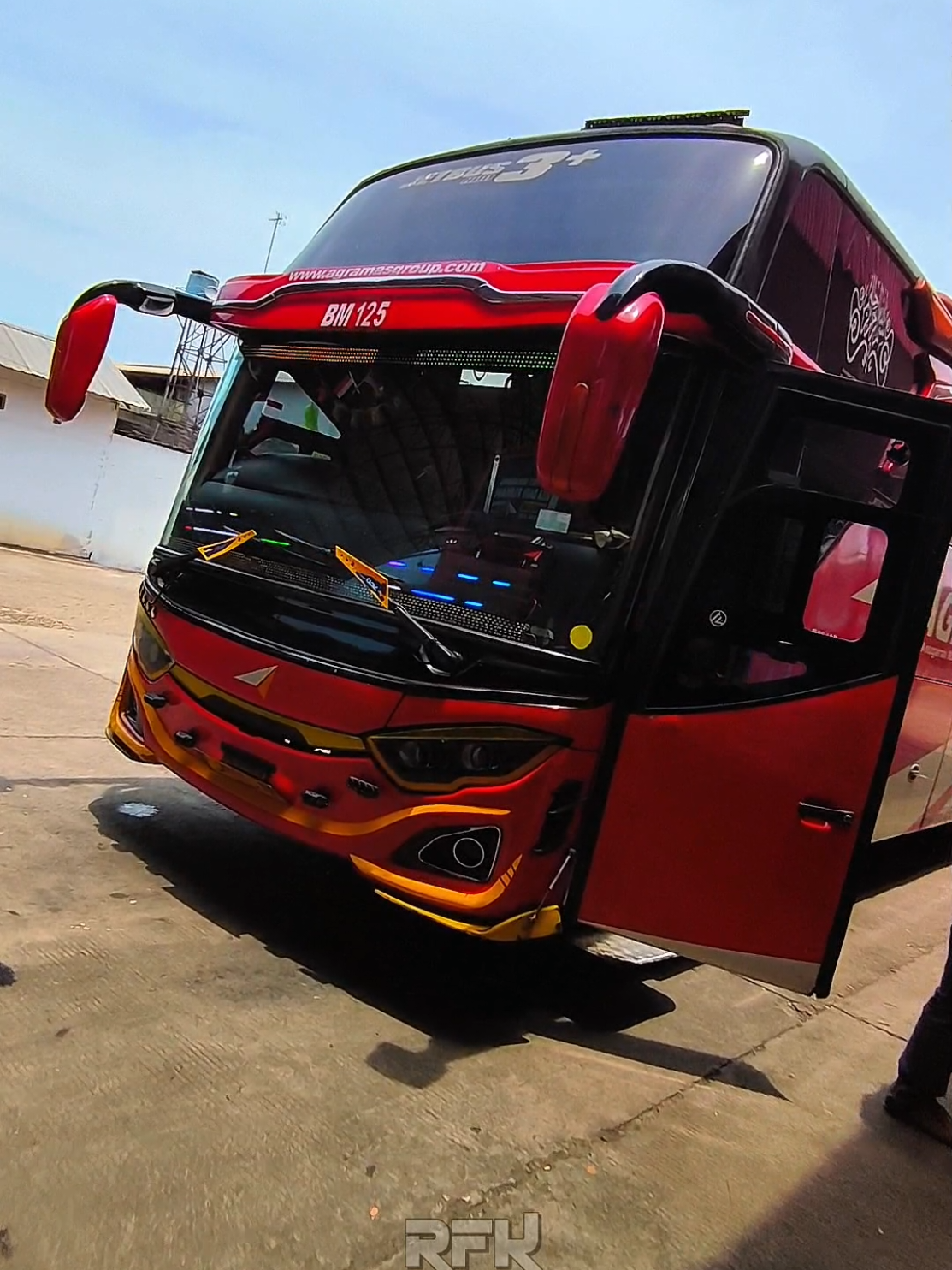 Agramas BM_125  - - - - - - - - - - - - - - - - - - - - - - - - - - - - - #agramas #agramasmania #agramaslovers #agramaswonogiri #busmania 
