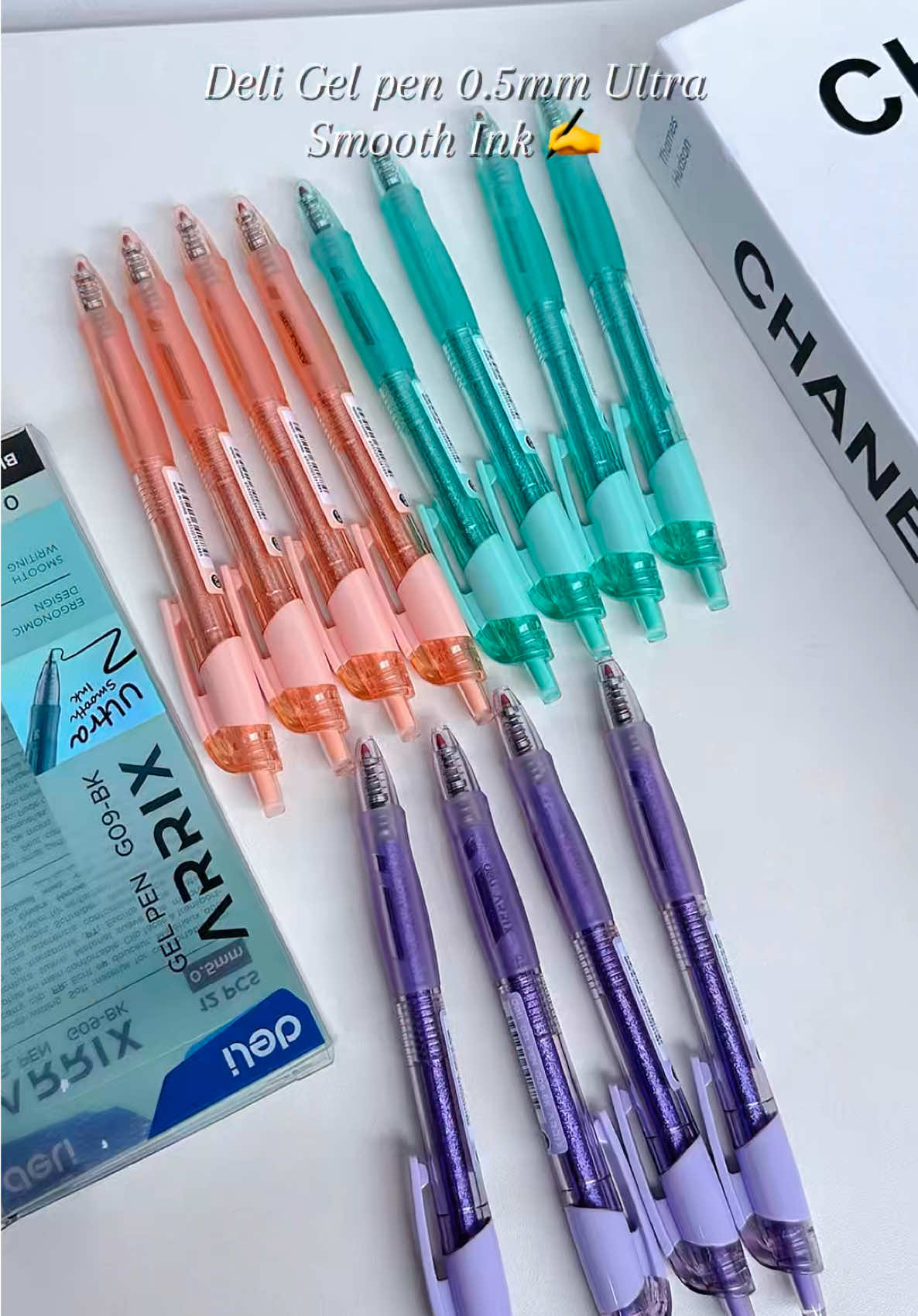 Sinong hindi gaganahan magsulat kung ganito kaganda ang ballpen?💖 #gelpen #pen #ballpen #deligelpen #schoolsupply 