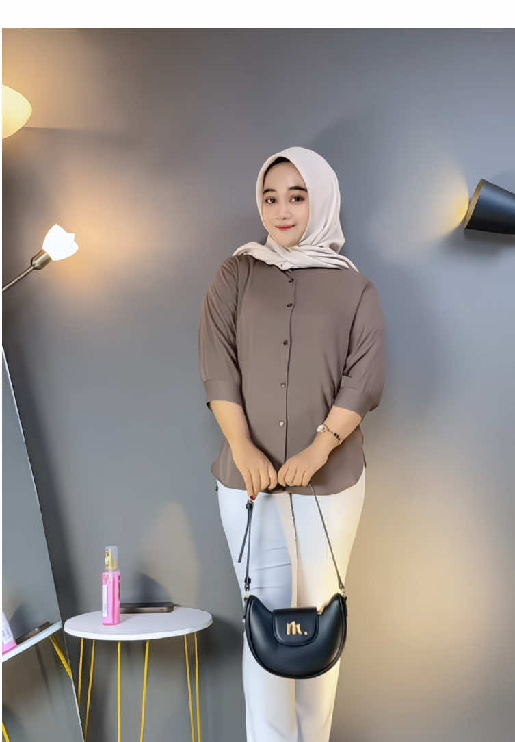 Rekomendasi kemeja rayon lengan 3/4 nih beb,bahan adem nyaman poll yukk co skrng🥰🤎#rekomendasi #kemejawanita #fyppppppppppppppppppppppp #fyp 