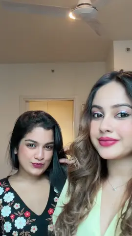 Bestie🙆‍♀️ @methu_thehara  #onemillionaudition #fyp #yohani #yohanihettiarachchi 