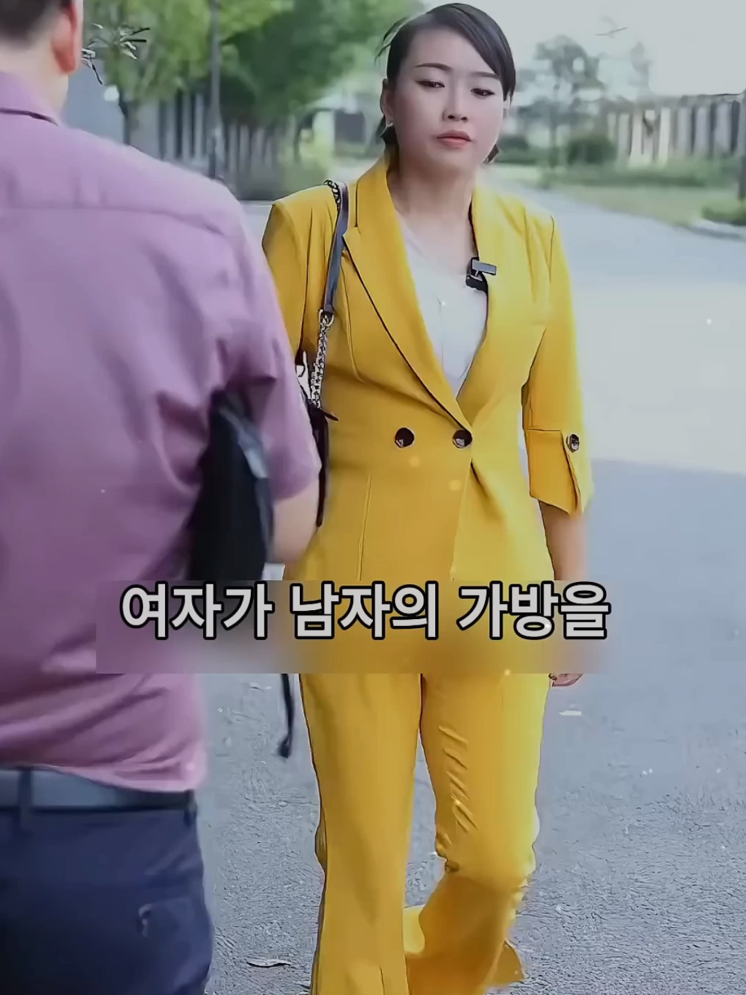 사기꾼 돈만 전문으로 훔치는 여자, 마지막 반전 결말ㄷㄷ  (1부) #사기꾼 #복수드라마 #충격반전 #사이다스토리 #권선징악 #드라마밈 #틱톡드라마 #틱톡핫 #틱톡트렌드 #shorts