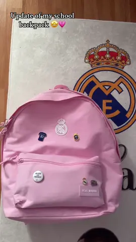 Since you all loved the first video with it 💗 #realmadrid #backpack #school #fyp #viral 