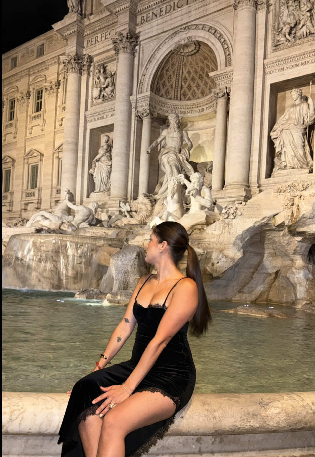 ✨ Spoiler: al final terminas lanzando una moneda en la Fontana di Trevi 💦🇮🇹 #fontanaditrevi  #italia  #deseo  #paratiiiiiiiiiiiiiiiiiiiiiiiiiiiiiii  #fypシ゚ 
