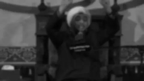 اهلا بعبدي شغلته الدنيا عني.  #دعاء #الشيخ_علي_المياحي #ارجعوا_الى_الله #allah 