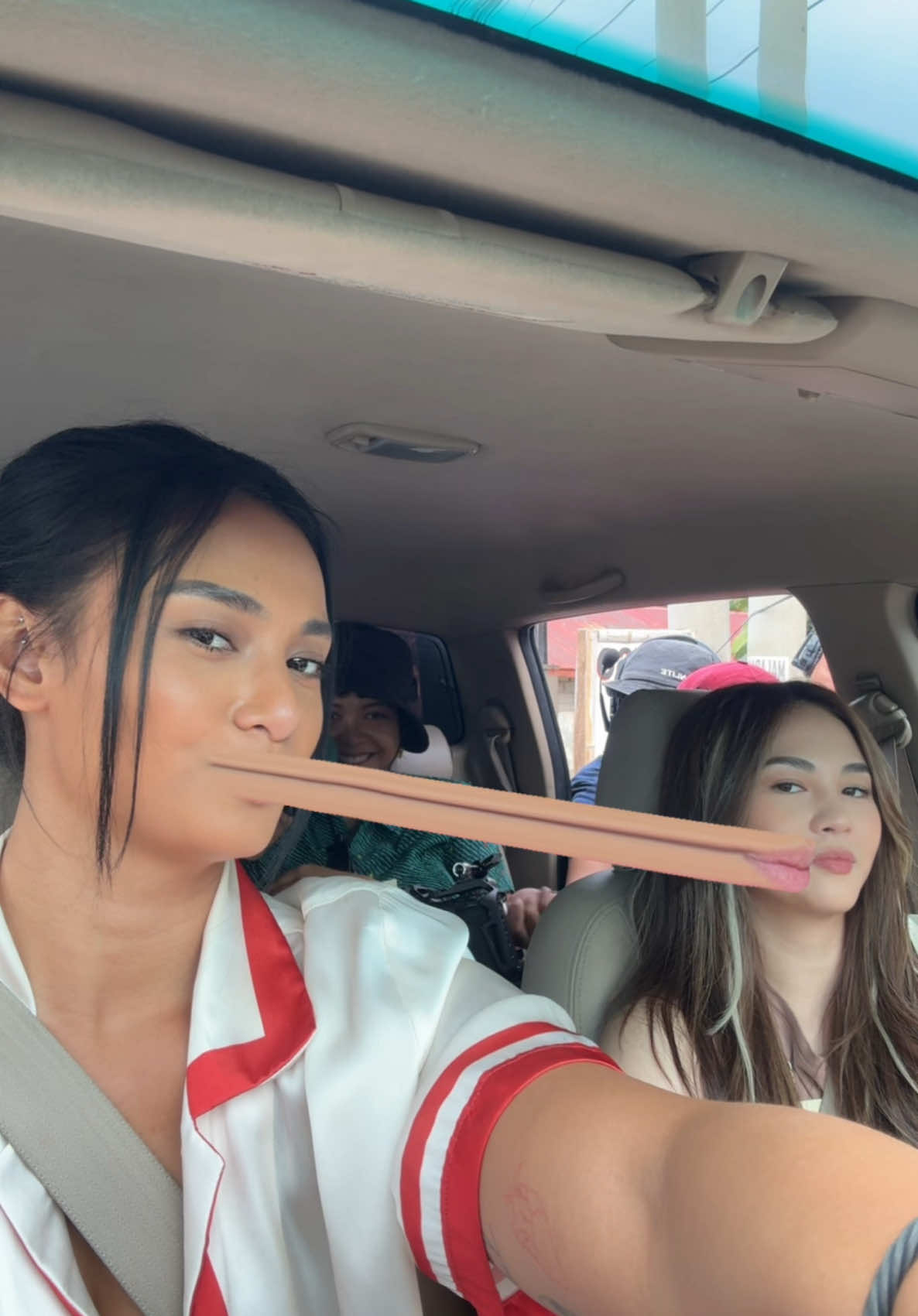 Miss miss pakiss daw sabi ni Kit 😙 @Open Endings (Cinemalaya 2025) 