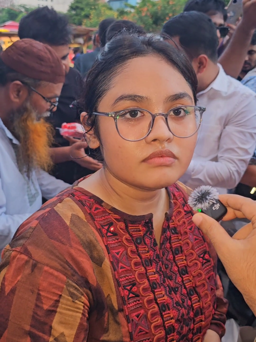 প্রথম দিন ৫ টি আজকে ২১ টি কেক এনেছেন।