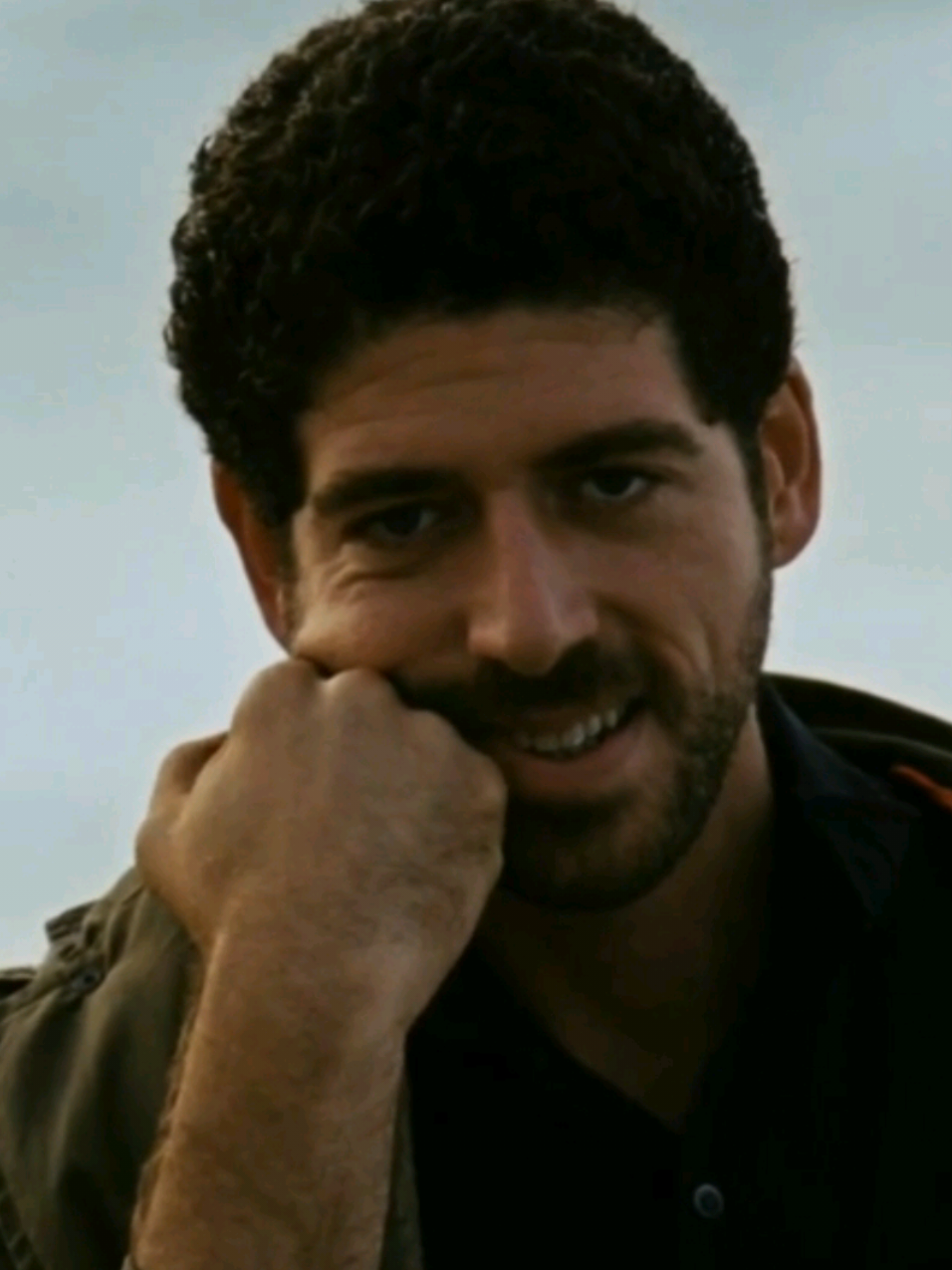 “ söyle nasıl yaşar böyle insan ” #ıssızadam #fyp #fyppppppppppppppppppppppp #keşfetteyizzz #keşfet 