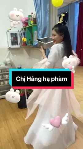 Về kể ba con được chị hằng đút ăn k ai tin .🤣🤣#chihangchucuoi #trungthu2025  #chihangnga  