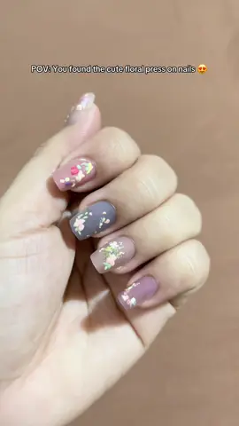 POV: You found the cute floral press on nails 😍 #pressonnails #nails💅 
