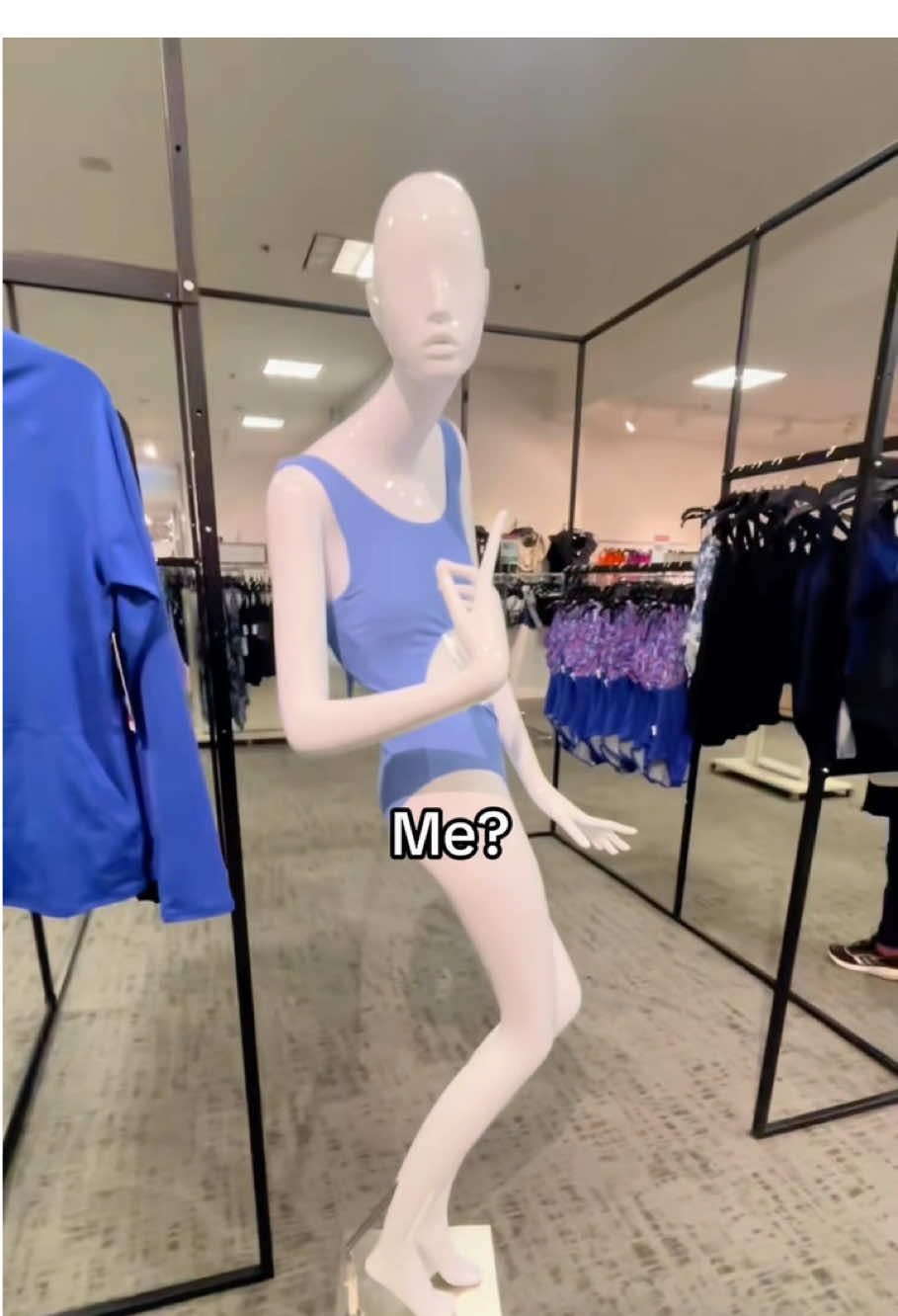 Funny Mannequin Poses😂😂#funny #prank #mannequin #store #fyp 