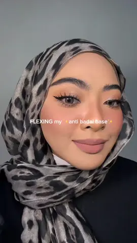 tak tahu lah korang butttt it works so well on me!! 😭 #antibadai #tanskin #skintific #mattecushion #bluecushion @Skintific.my 