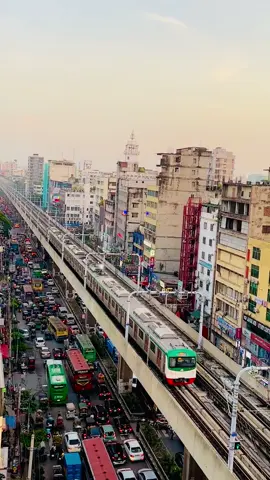 যানজটের নগরী ঢাকাতে মেট্রোরেল আমাদেরকে দিয়েছে নতুন এক স্বস্তি। এটা আমাদের মানতে হবে। #Dhaka #naturelovers #dhakacity #foryoupage @Saiful Raju 