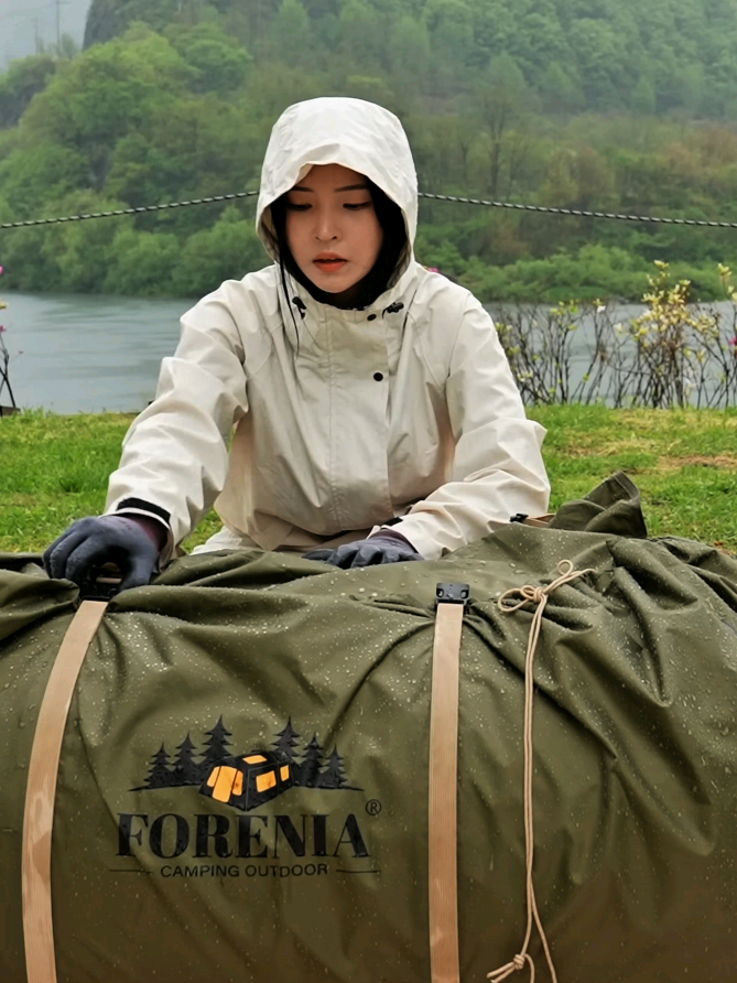 Solo Camping in Heavy Rain ⛺️⛈ Overnight with 2-Room Inflatable Tent🌙 Rain & Thunderstorms ⚡️ #camping #Outdoors #shelter #campinglife #fyp 