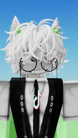 Se que pensáis igual 🤭🫣 #emiliamernes #parati #robloxfyp #robloxfy #robloxx 