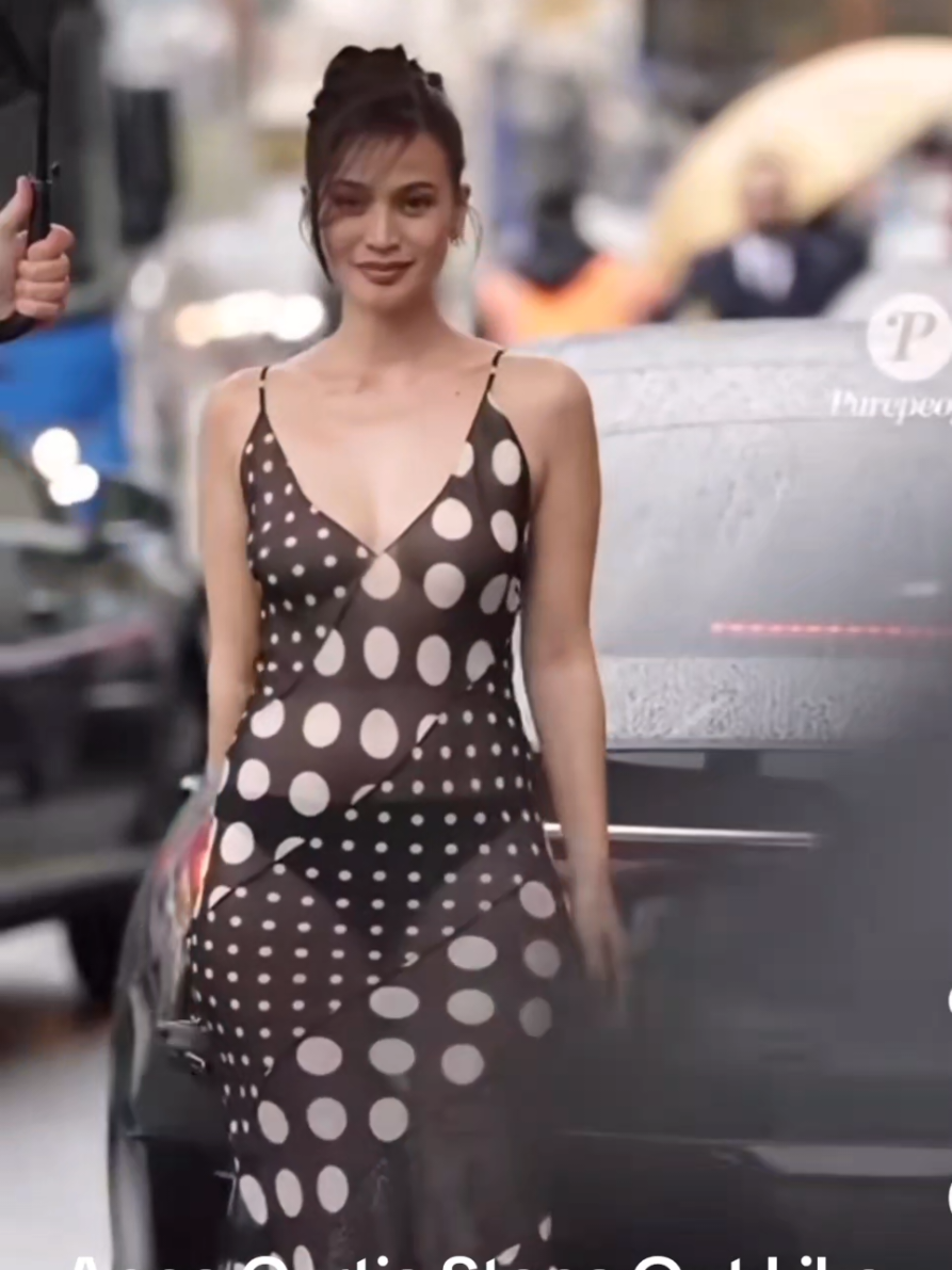 Anne Curtis once again proves why she is not just a star, but a true fashion icon. ✨ Spotted by Pure People in Paris, she descended gracefully from a sleek Mercedes Benz—like a modern-day queen, with an umbrella held above her as if the city itself was honoring her arrival. 👑 From Manila’s sweetheart to Paris’ fashion darling, Anne embodies timeless elegance, sophistication, and the effortless confidence that turns every sidewalk into her runway. Paris may be the capital of fashion, but with Anne around, it feels like the city found its muse. 🇫🇷❤️ #AnneCurtis #FashionIcon #GlobalStyle #ParisFashionWeek #FashionIcon @Anne Curtis 