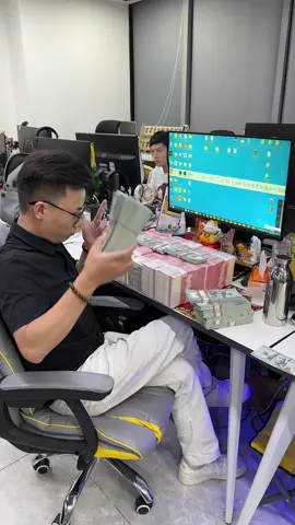 用FB、IG开发客户太猛了 做外贸FB、IG裙發拓客真的太猛了，客户来得根本停不下来。 #外贸 #跨境電商#外贸工厂#外贸询盘#精准获客             