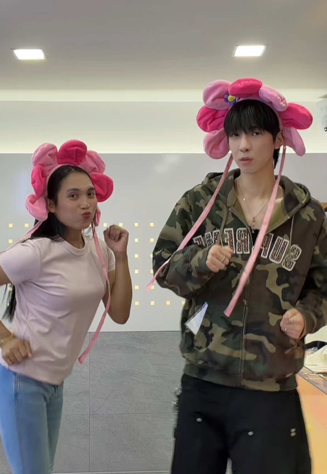 Jumbo ella and hues dog🍆🐦‍🔥 @Oppa's GIRL🇰🇷🇵🇭🏳️‍🌈 