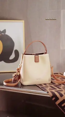 Tas Slempang Wanita Kekinian #tasslempangwanita #taswanitakekinian #slingbag #promoguncang1010 