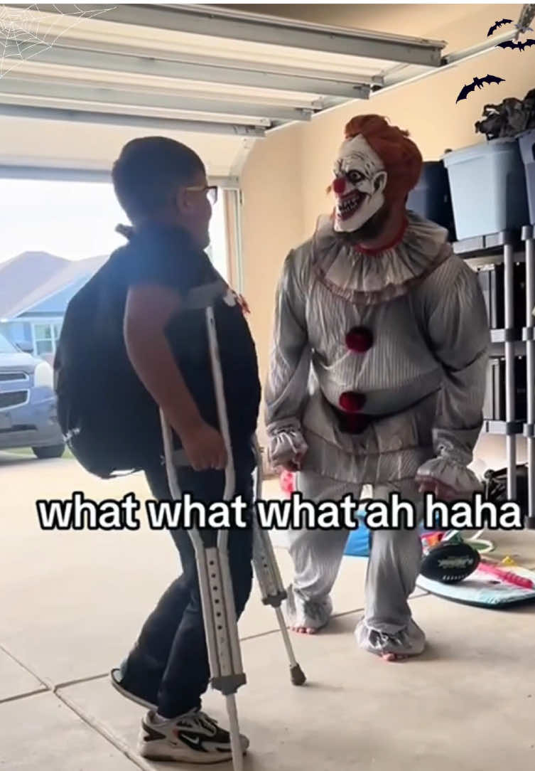 Funny Spirit Halloween 🎃#spirithalloween #halloween #scareprank #scard #sceream