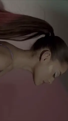 She’s incredible#arianagrande #rembeauty #visual #photoshot 