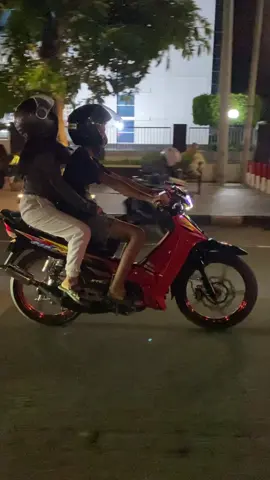 Kapan yo ben iso koyo adik e iki🥹. #f1zr #twostroke #apikgonmu🚀 #ponorogo24jam #fyp 