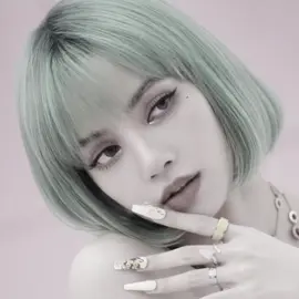 bro I just miss the short hair era🙏🏿 #lisa #keşfet #fyp #tiktok #Kpop @TikTok @cellat36 @enhypen @TOMORROW X TOGETHER 