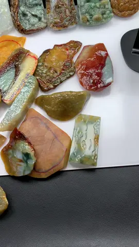 精品天然黃翡料子，需要定制的@@455dfdfv來圖報預算選料#滿意翡翠源头工廠 #翡翠工廠一手貨源 #翡翠直播 #翡翠知识 #手藝人 #翡翠知识科普 #翡翠定制 #工廠批發 #翡翠工藝 #翡翠珠寶 #翡翠珠寶直播jade翡翠#翡翠 #翡翠原石 