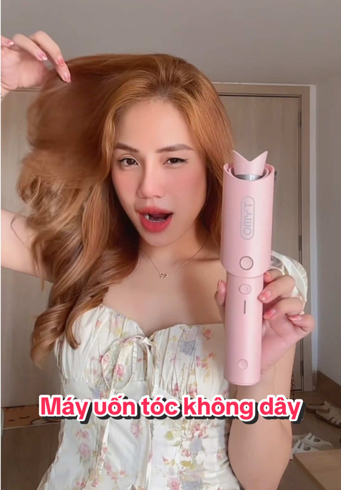 Một em máy uốn tóc không dây cực kì tiện lợi ,có thể mang theo mọi lúc mọi nơi. Mà bà nào cũng nên có 1 em nha  @TYMO BEAUTY ♥️♥️♥️😘😘😘  #tymocurlgoeco #tymobeauty #tymo #tymovietnam #mayuontoc