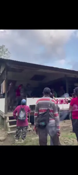 ko bisa ada mess brimob di bangun di perkebunan. apa kah,brimob mendekingin perkebunan.@gerindra 