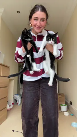 GUYSSSSS!! first time holding them together 🥹🤧