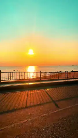 Một chút bình yên, len lỏi qua từng góc phố. Một chút dịu dàng, giữ lại trong tim #xh #vungtau #binhyen