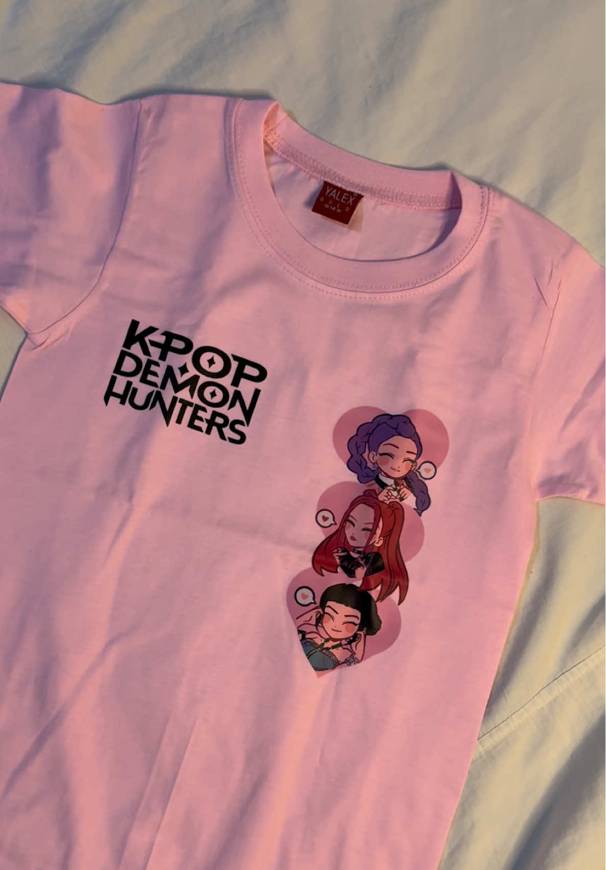 Hunter Huntrix for Kids and Adults available in many SIZES, DESIGN & COLORS 💕 #shirt #huntrix #hunter #tshirt 